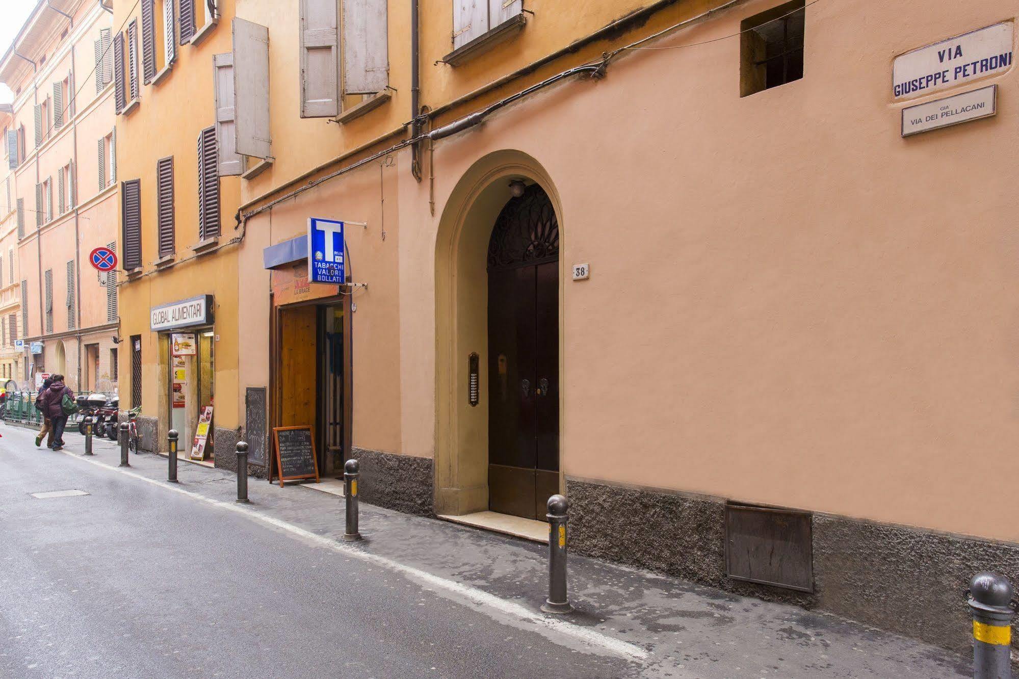 Appartement Petroni 38 By